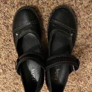 Taos Black Mary Jane Shoes
